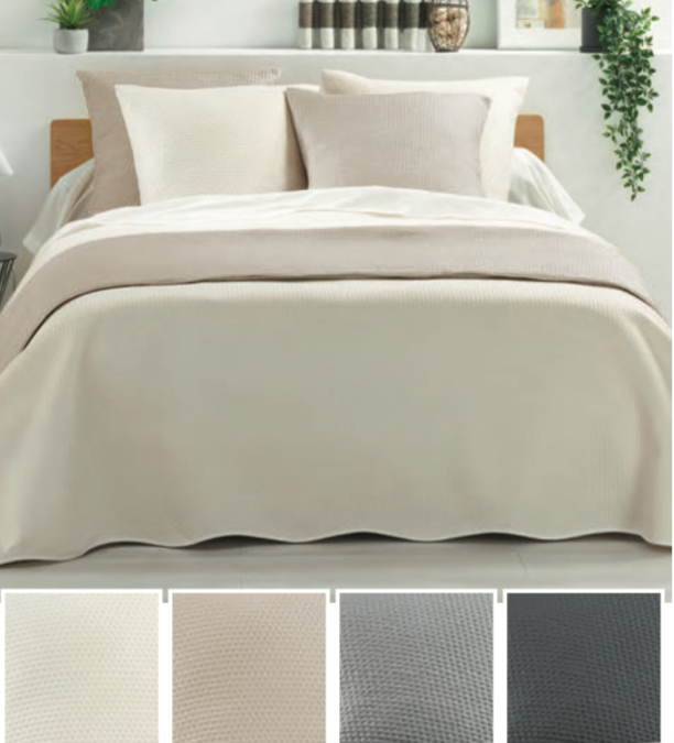 Plain Bedspread 